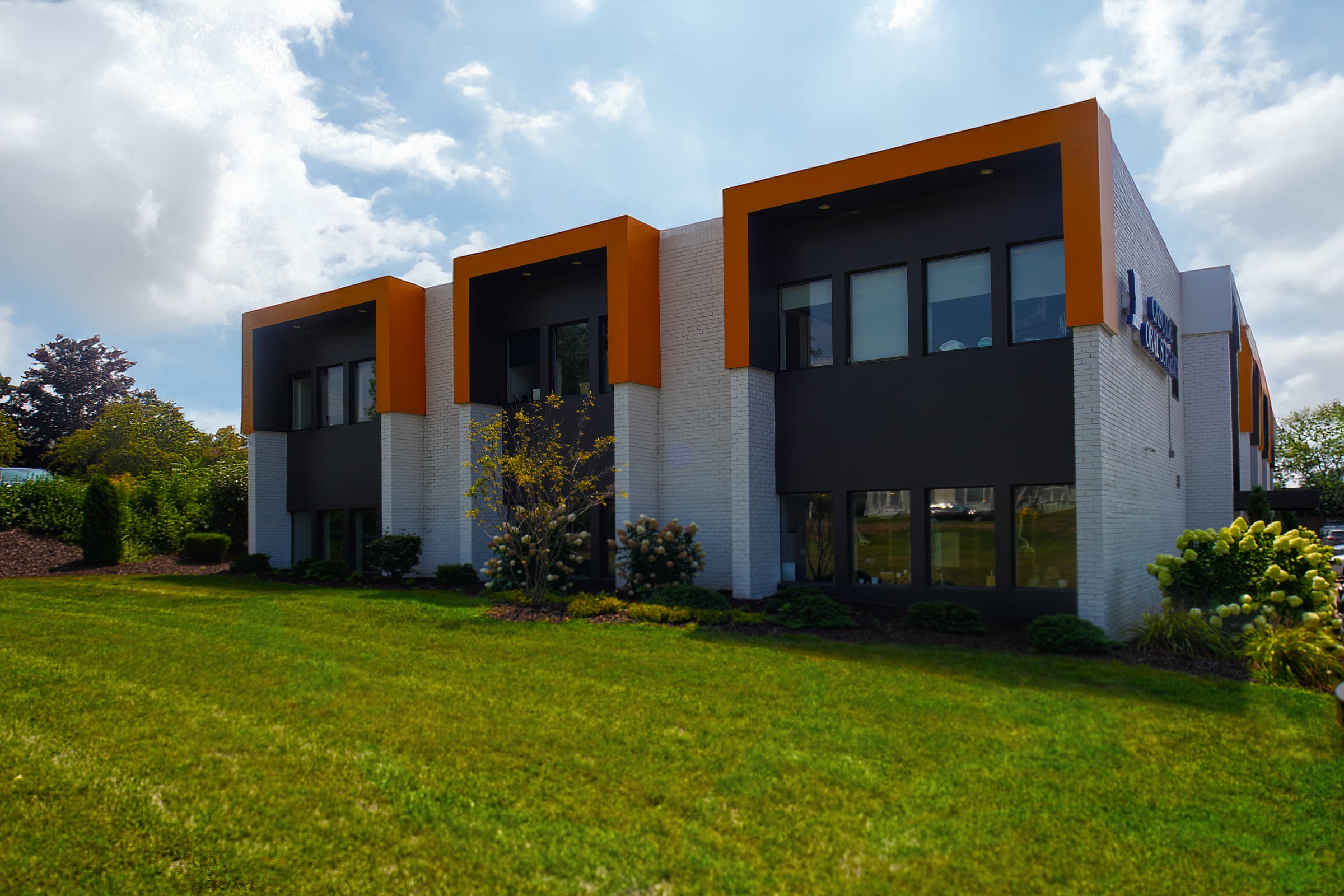4500 Cascade Rd SE — view 2