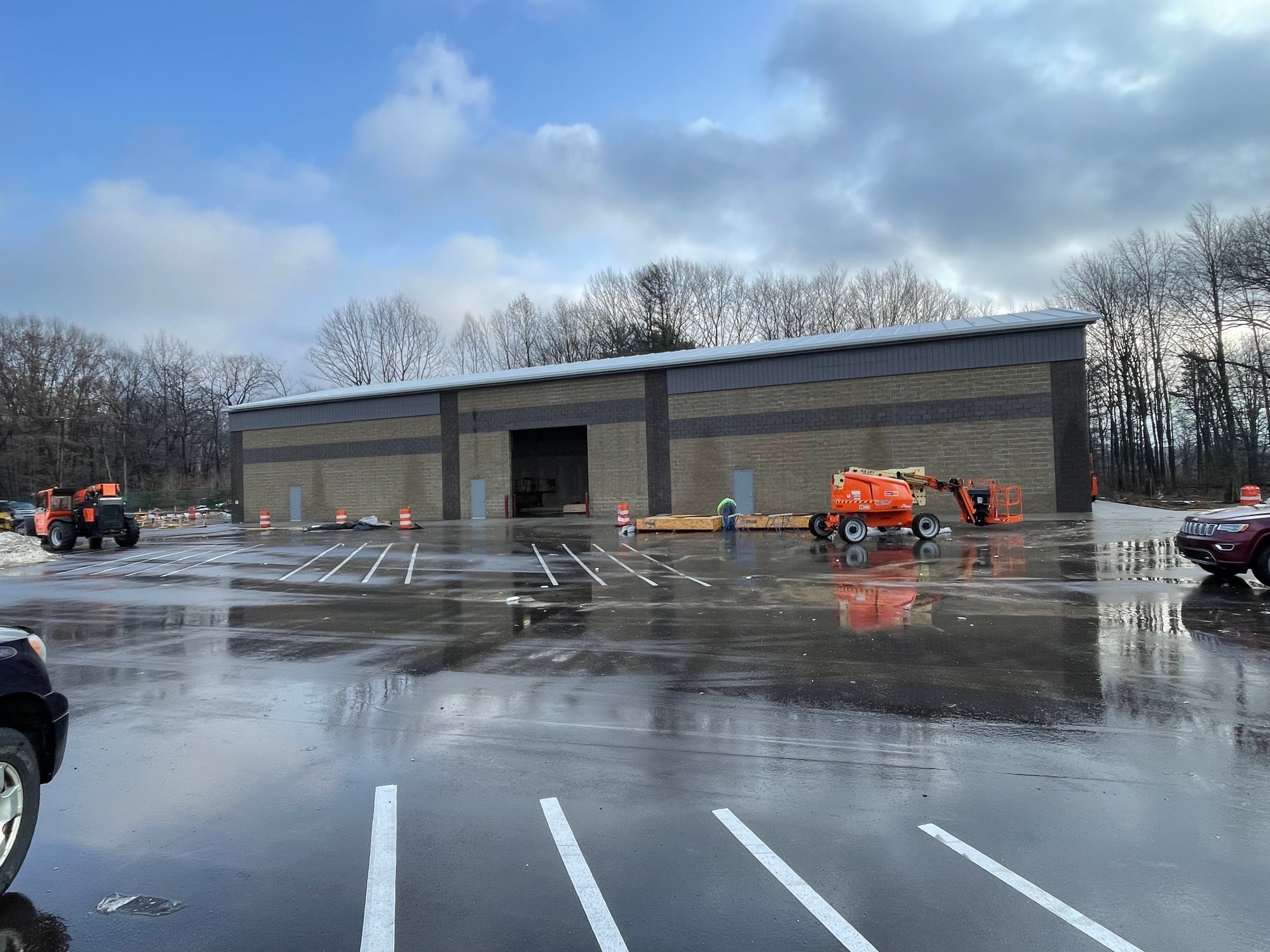 SRS Distribution — Grand Haven — Industrial project in Grand Haven, MI